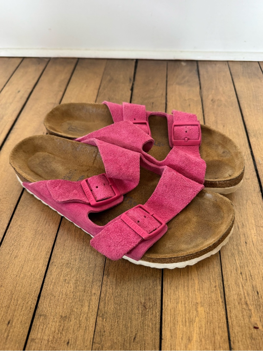 Birkenstock Arizona Pink Fuchsia Tulip Suede Soft Foot Bed Sandals 39 / 8.5 - Picture 8 of 11